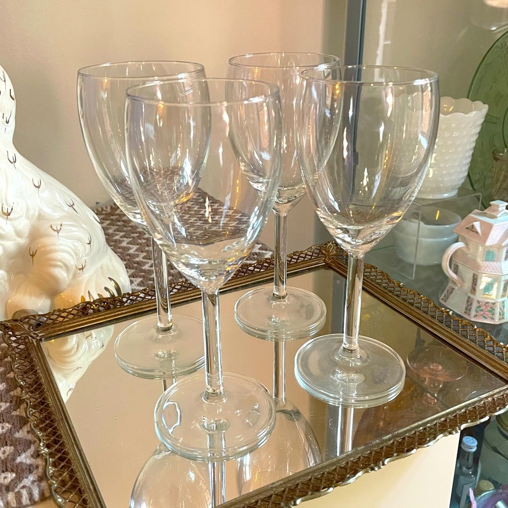 wine glasses, set of 4